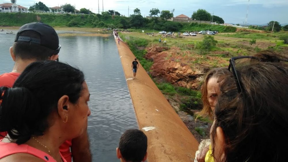 Açude de São Gonçalo vai sangrar a qualquer momento. (Foto: Reprodução).