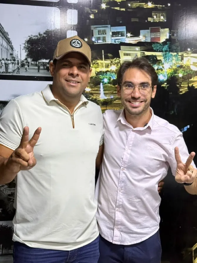 Além de fortalecer o projeto eleitoral para 2026, a articulação provoca mudanças na composição da Câmara Municipal de Sousa. (Foto: Reprodução).