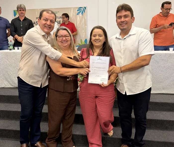 Prefeito Helder Carvalho empossa novos servidores aprovados em concurso público