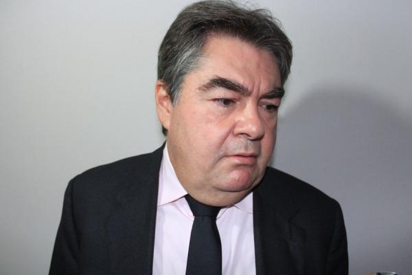 Lindolfo é investigado pelo Ministério Público. (Foto: Reproduções).