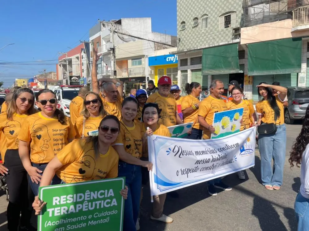 Residência Terapêutica de Sousa participa do desfile de 7 de Setembro com pacientes e funcionários