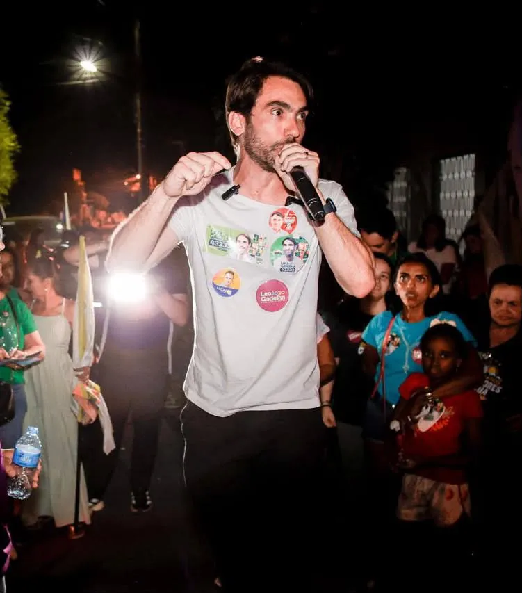 Lafa Gadelha impulsiona campanha com comícios do tamborete e adesão massiva em Sousa