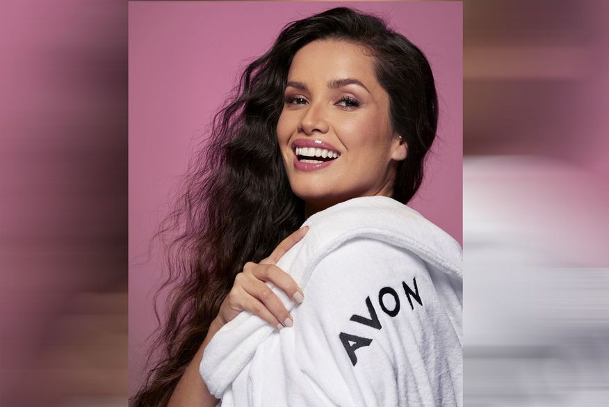 Maquiadora e advogada, a paraibana Juliette é nova embaixadora da Avon (Foto: Reprodução).