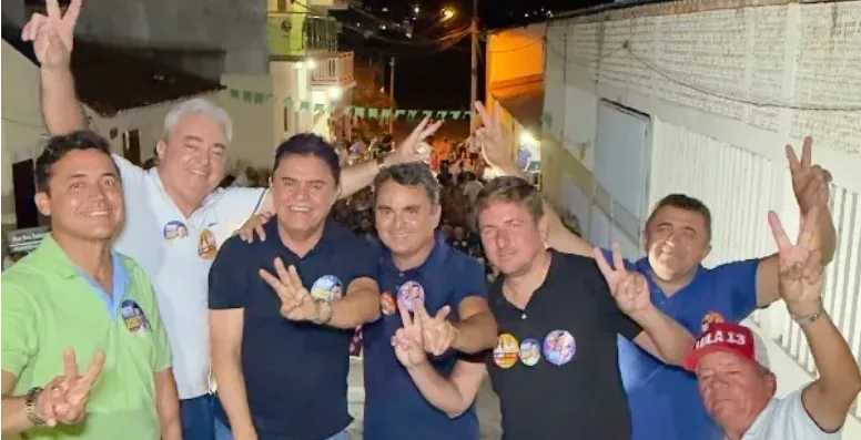 Entre os participantes estiveram o ex-vereador Rodrigo Mendes e o ex-prefeito Salvan Mendes, que integram o grupo político que declarou apoio à candidatura de Santiago no município. (Foto: Reprodução).