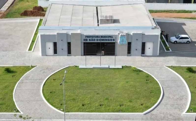 Entre as irregularidades identificadas pela auditoria estão problemas de conservação, higiene e climatização das salas de aula. (Foto: Reprodução).