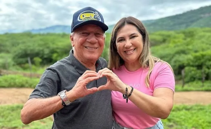 A prefeita lamentou a reincidência das declarações do ex-aliado político e classificou as falas como injúrias contra a mulher e a professora. (Foto: Reprodução).
