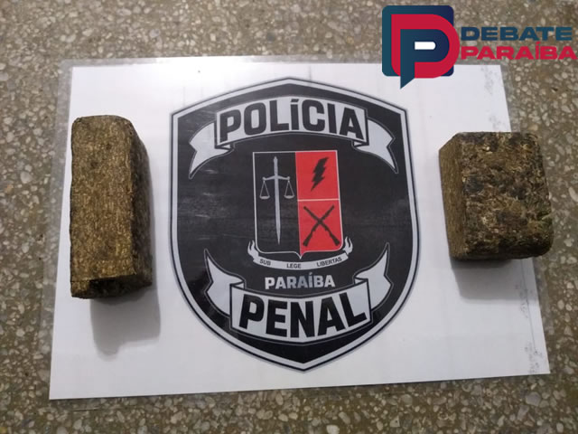 O entorpecente apreendido foi levado à delegacia de Polícia Civil para serem adotados os procedimentos que manda a Lei (Foto: Reprodução)