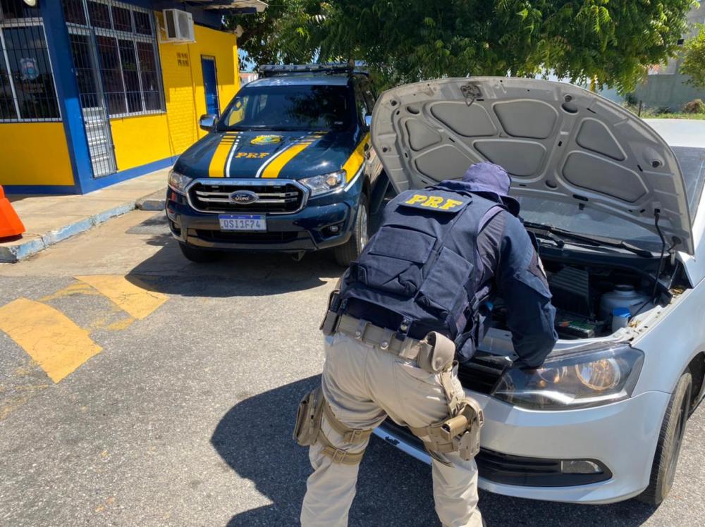 Em cinco dias de Operação, os policiais recuperaram seis motocicletas e três carros roubados durante ações em diversos municípios do sertão (Foto: Divulgação PRF)