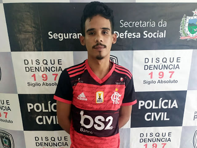 Os presos foram conduzidos à Delegacia Distrital para serem adotados os procedimentos que manda a Lei (Foto: Reprodução)