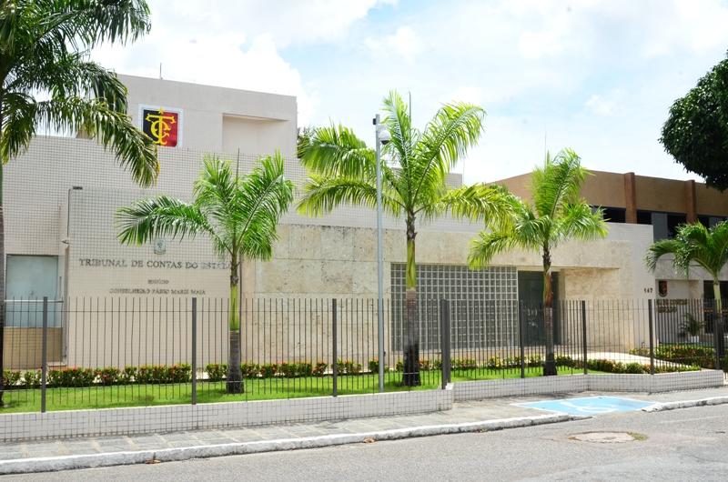 O TCE-PB constatou a falta de prestação de contas pelo ex-presidente da instituição, Francisco Trajano de Figueiredo. (Foto: Reprodução).