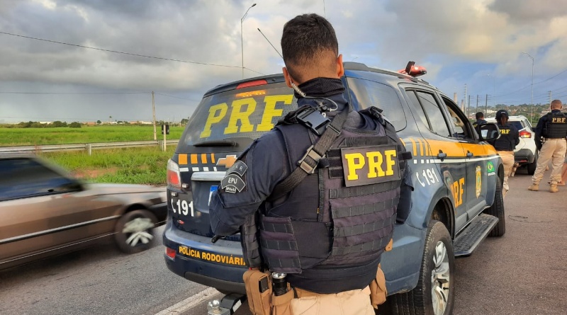 Desde o início do ano os esforços operacionais no combate ao crime resultou na recuperação de 215 veículos roubados que circulavam em rodovias federais paraibanas (Foto: Reprodução)