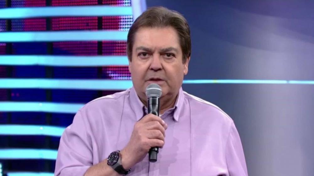 Cabe lembrar que, para a vaga do ‘Domingão’, Luciano Huck foi o escalado. (Foto: reprodução).
