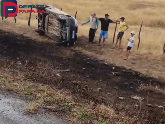 Uma ambulância do SAMU esteve no local para prestar socorro e após uma avaliação foi verificado que não apresentava nenhuma gravidade no quadro clínico (Foto: Reprodução)