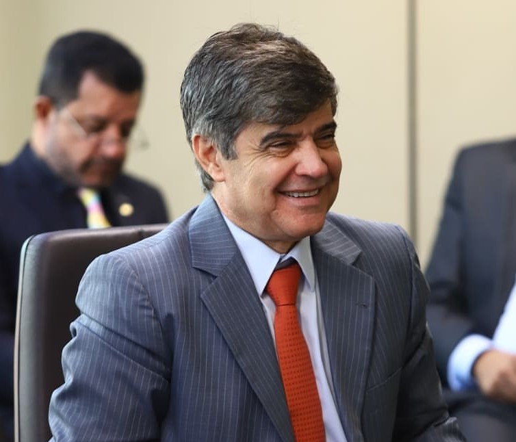 Wellington Roberto falou sobre possibilidade de lançar a candidatura de seu filho, Bruno Roberto, ao Senado. (Foto: Reprodução).