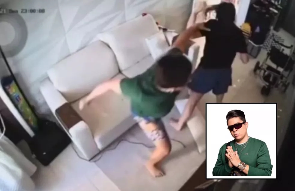Câmera flagra momento em que DJ Ivis agride a ex-mulher, Pamella Holanda. (Foto: Câmeras de segurança)