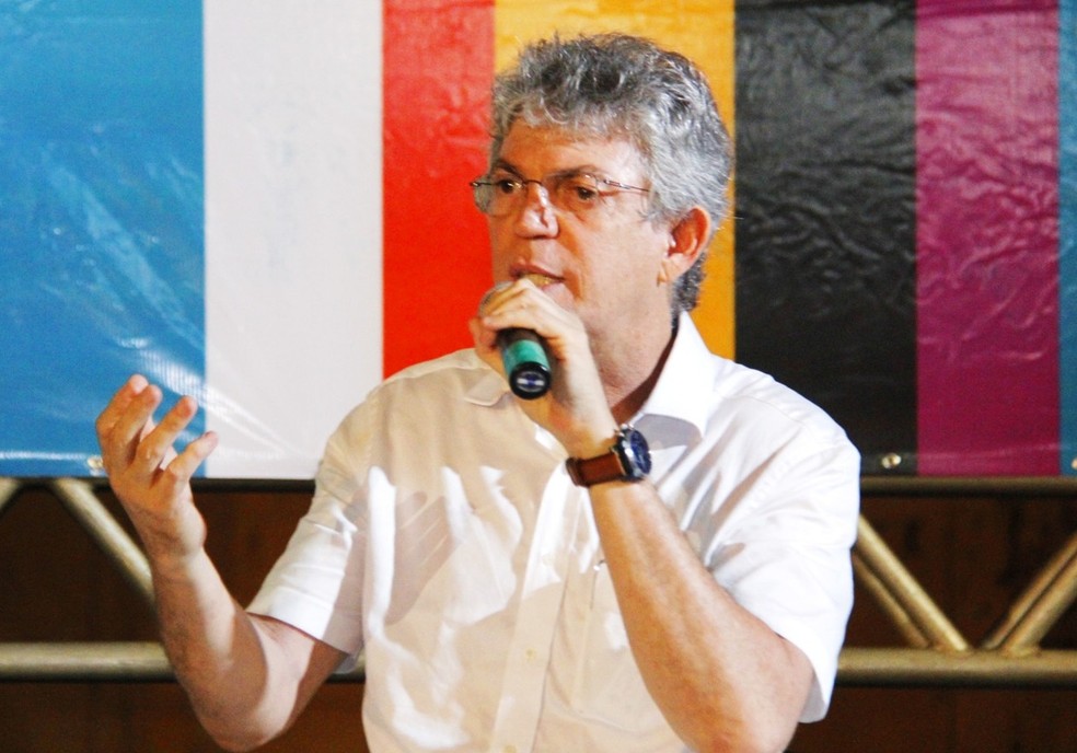 Nesta nova ação, o Gaeco pede a devolução de R$ 215,9 milhões, a título de reparação de danos causados com a contratação de servidores ‘codificados’ em sua gestão. (Foto: Reprodução).