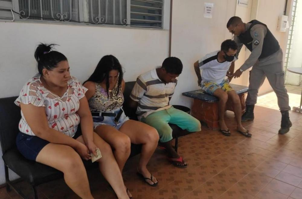 Os presos e as armas foram levados à Central de Polícia Civil de Patos para serem adotados os procedimentos que determina a Lei (Foto: Reprodução)