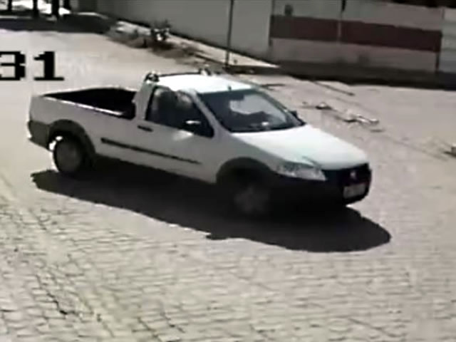  Guarnições da Polícia Militar foram mobilizadas e estão realizando diligências por toda a região com o objetivo de prender os criminosos e recuperar o carro (Foto: Ilustrativa)