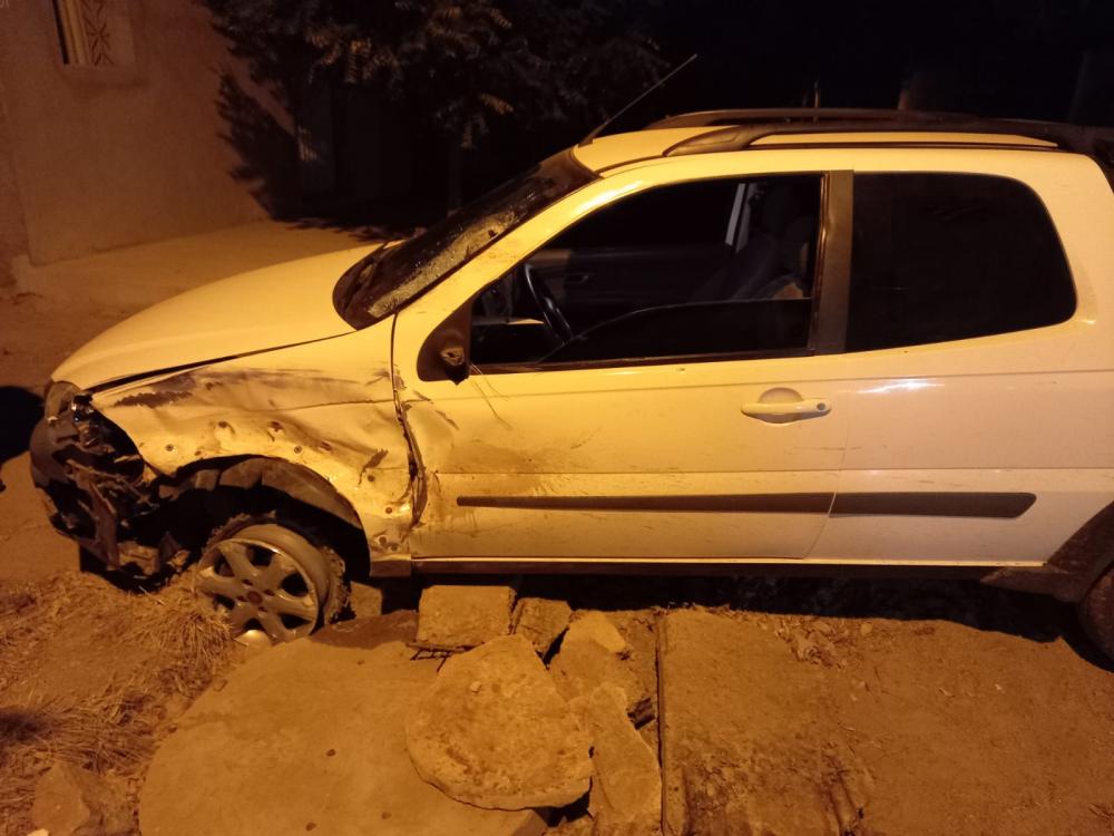 A Polícia Militar foi acionada juntamente com uma equipe de resgate do SAMU e compareceram ao local (Foto: Reprodução)