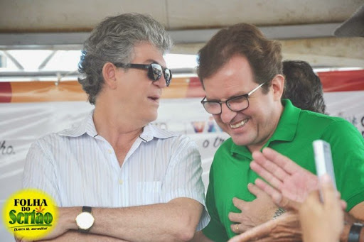 Tyrone e Coutinho em bons tempos de aliados. Foto: Repodução