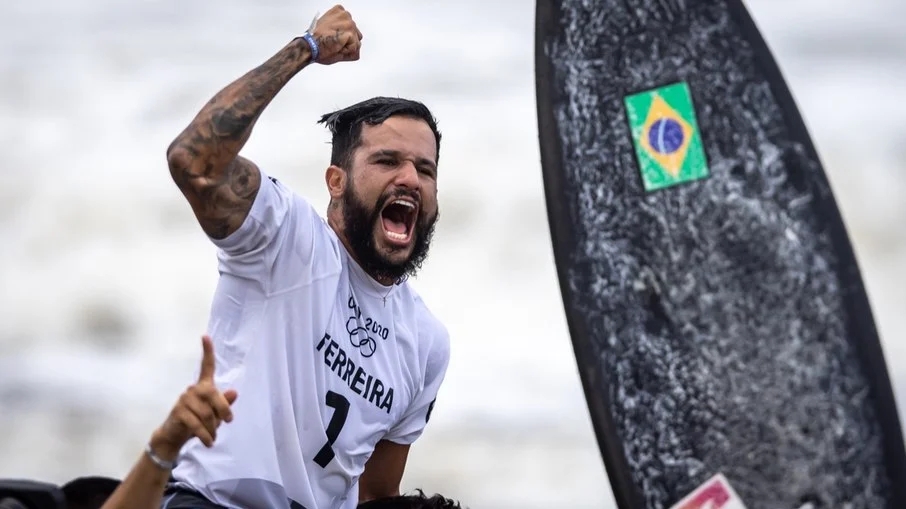 Ítalo Ferreira ganhou a medalha de ouro nos Jogos Olímpicos de Tóquio (Foto: Jonne Roriz/COB)