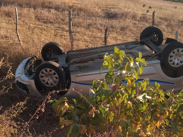 No acidente as vítimas tiveram ferimentos leves e foram socorridas pelo SAMU ao Hospital Regional de Sousa para serem avaliados pelo médico (Foto: Reprodução)