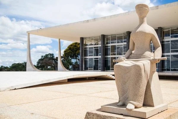 Gestores estaduais e distrital divulgaram nota pública “em face de constantes ameaças e agressões aos ministros do STF e suas famílias” (Foto: Metrópoles)