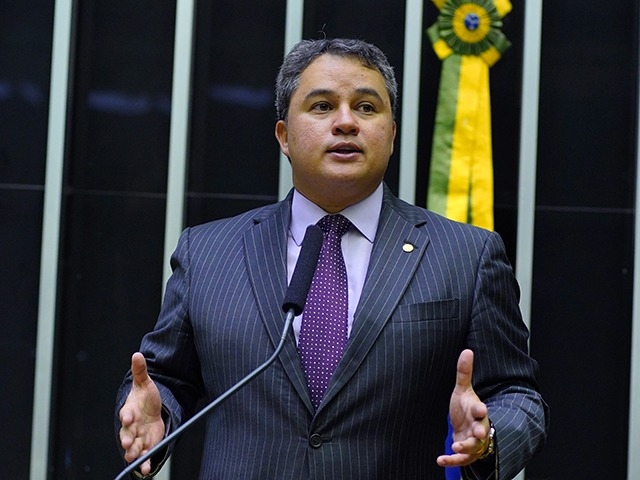 Na disputa pelo Senado, Efraim Filho apareceu com 7.2 pontos na pesquisa DataVox/PB Agora (Foto: Câmara dos Deputados)