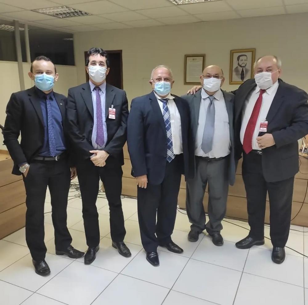 Na acusação quem atuou foi o Promotor Manoel Pereira. O júri foi presidido pelo Juiz Dr. José Normando Fernandes (Foto: Reprodução)