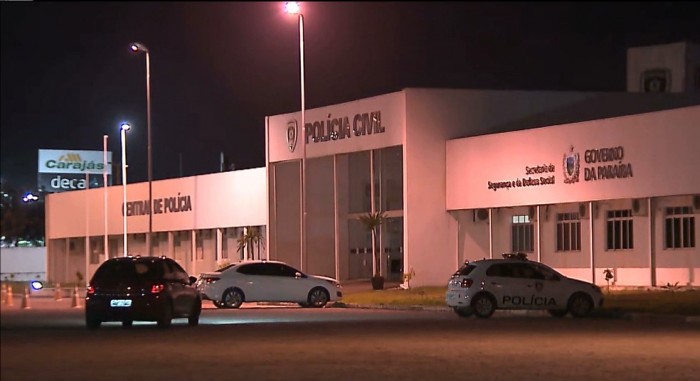O suspeito foi preso em flagrante e levado para a carceragem da Central de Polícia Civil, onde aguarda audiência de custódia (Foto: Reprodução)