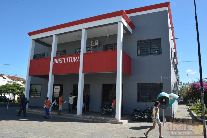 TCE-PB reprova contas, imputa débito e aplica multa a ex-gestor do Fundo Municipal de Saúde da prefeitura de Cajazeiras