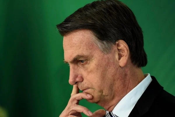 O presidente sancionou PL que revoga Lei de Segurança Nacional, mas vetou crime para quem praticar 
