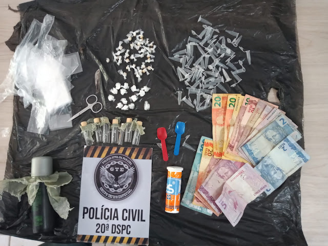 A menor infratora foi apreendida e conduzida à Central de Polícia Civil com todo o material apreendido, para serem adotados os procedimentos que determina a Lei (Foto: Reprodução)