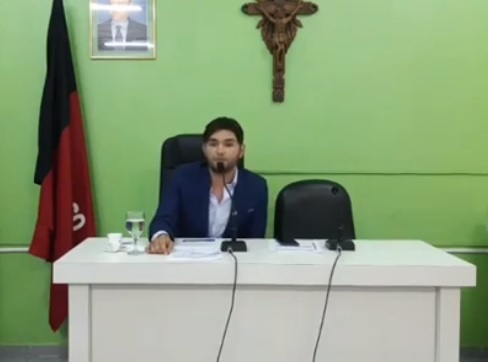 O parlamentar afirmou que foi mal atendido pela secretária de Saúde do Município. (Foto: Reprodução).