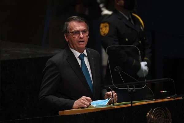 Bolsonaro em discurso na ONU, na manhã desta terça-feira (21) (Foto: Timothy A. Clary-Pool/Getty Images)