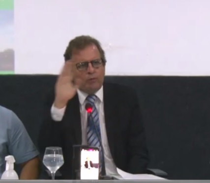 Após contratar mais de 600 prestadores de serviços, prefeito de Sousa anuncia concurso público com apenas 249 vagas