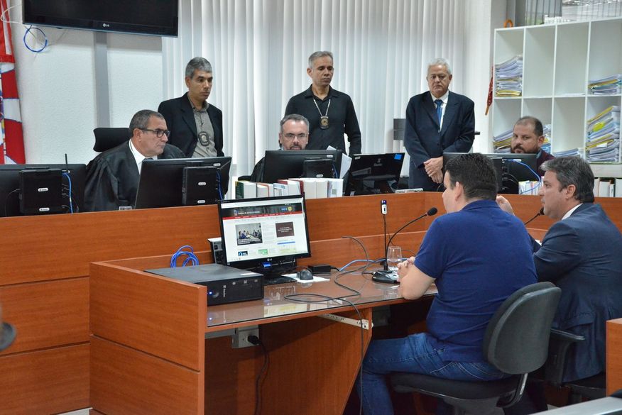 O radialista teve a prisão temporária decretada na oitava fase da Operação Calvário. (Foto: Reprodução).