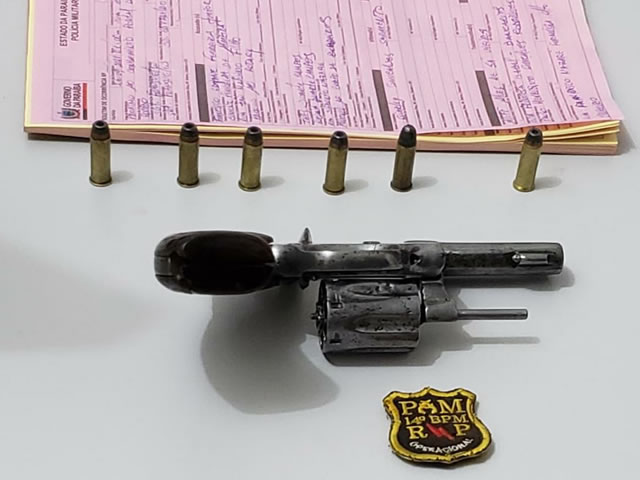 Posteriormente os suspeitos foram encaminhados à delegacia de Polícia Civil e apresentados a autoridade policial judiciária (Foto: Reprodução)