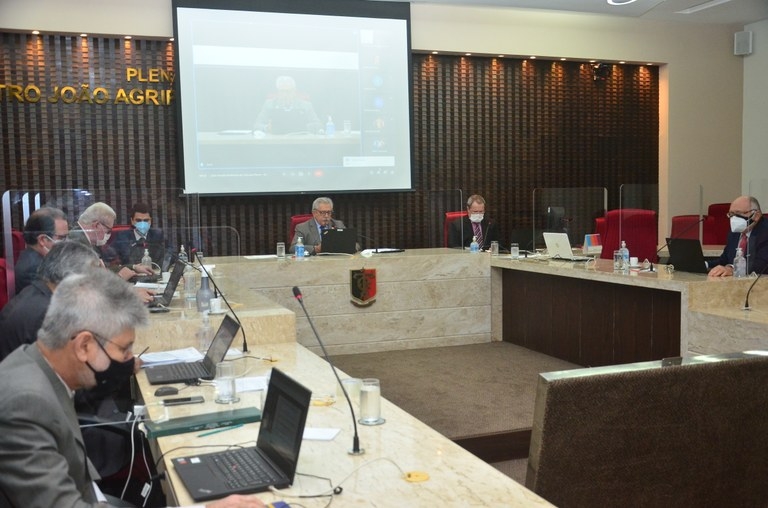 Relatório consolidado do TCE-PB constata 91 mil 