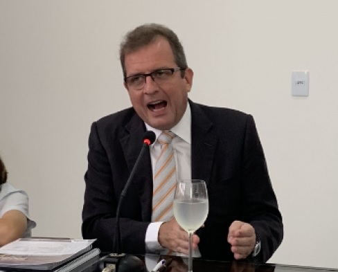 Prefeito de Sousa, Fábio Tyrone tem ação de execução extinta. Foto: Reprodução). 