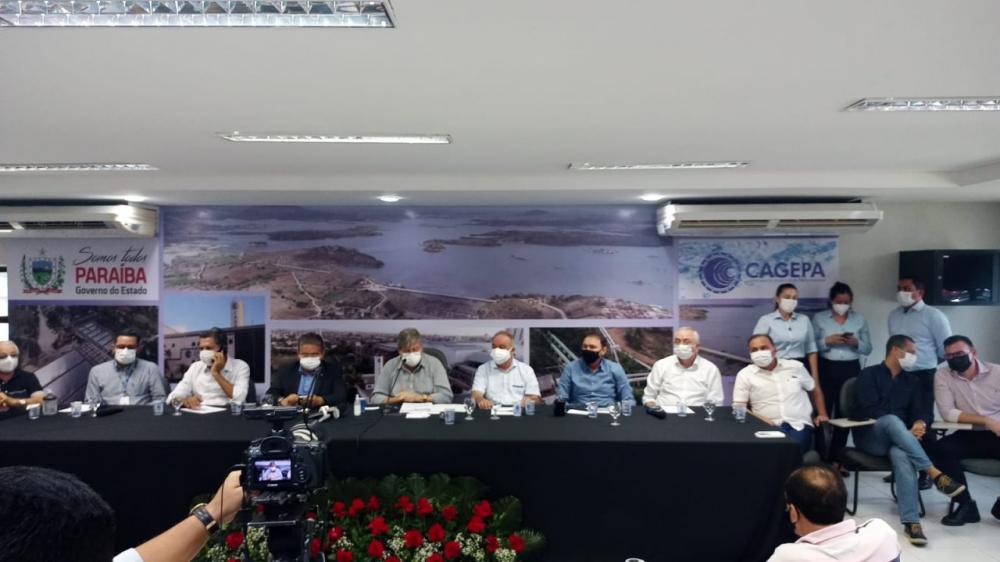 O governador disse ainda que espera que o fato acontecido durante a solenidade não seja motivo para justificar outras atitudes. (Foto: Reprodução).