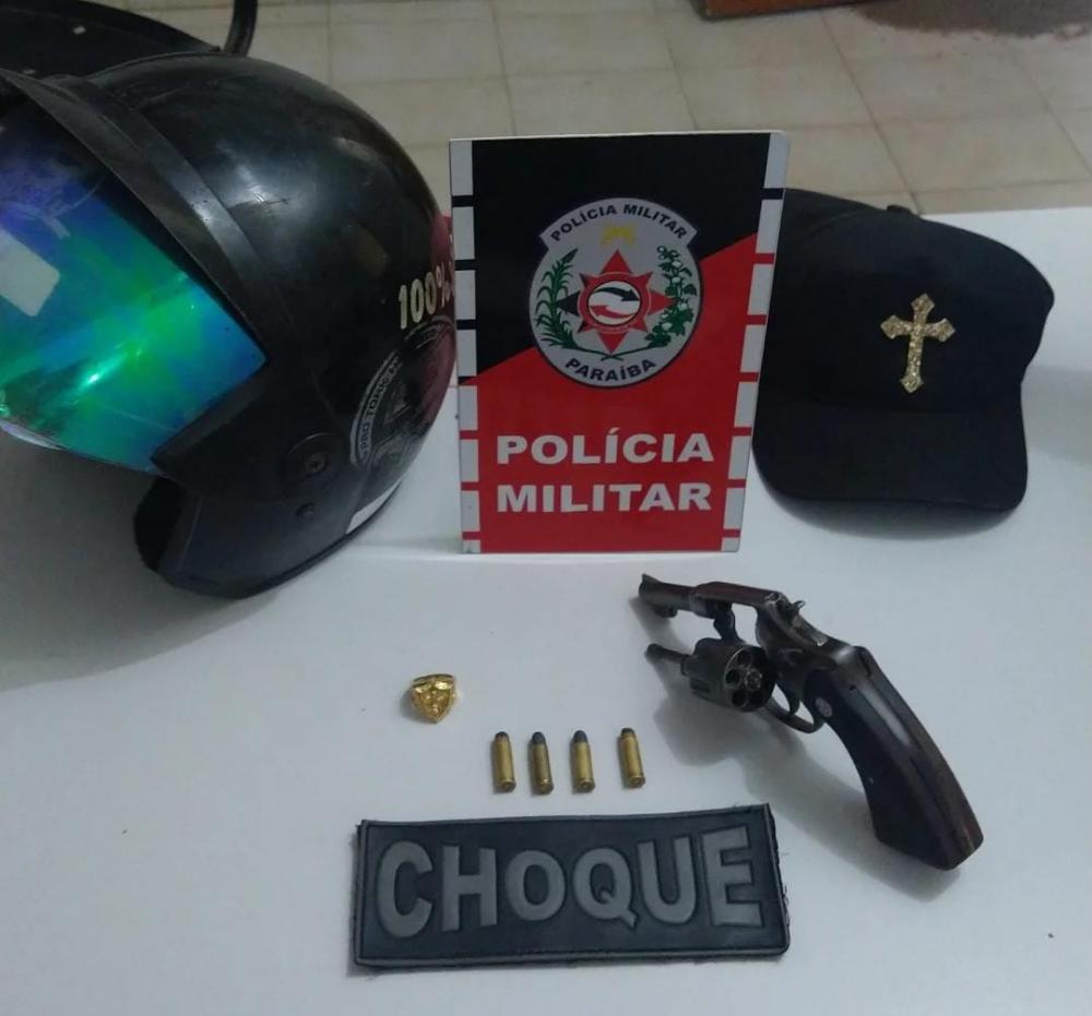 Diante do flagrante, os menores infratores foram apreendidos e encaminhados à delegacia de Polícia Civil para serem realizados os procedimentos cabíveis ao caso (Foto: Divulgação PMPB)