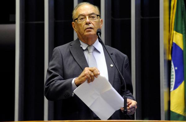 Deputado Marcondes Gadelha critica atual sistema de governo. (Foto: Assessoria).