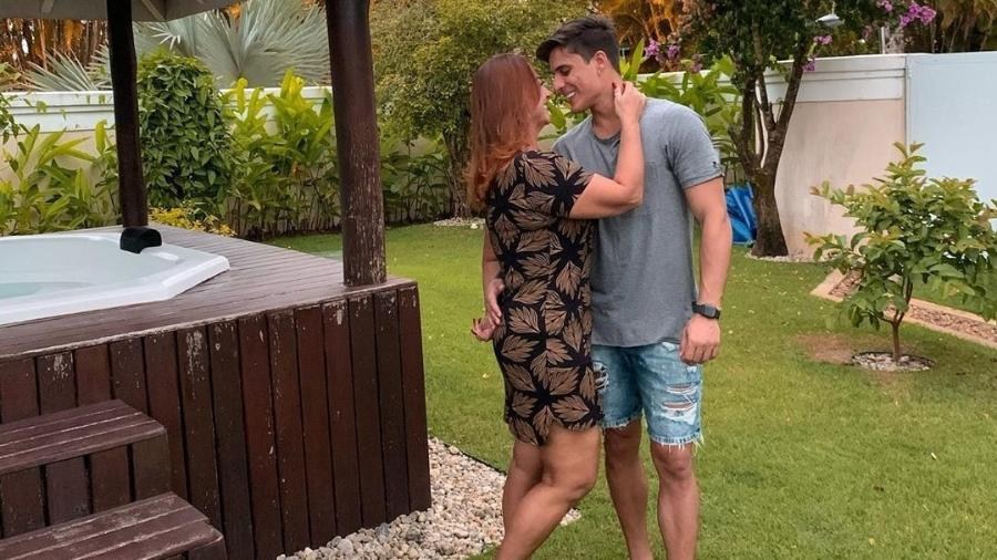 Novo namorado da Mãe de Neymar é paraibano. (Foto: Reprodução).