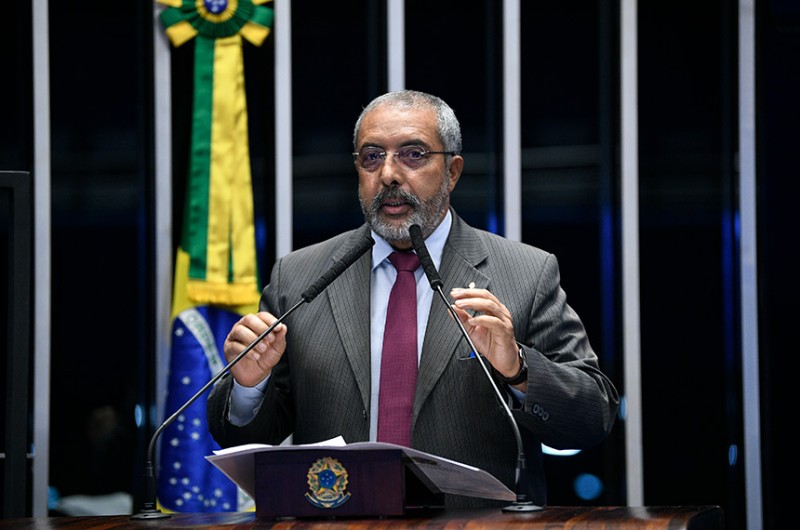 O senador Paulo Paim é presidente do colegiado - Pedro França/Agência Senado
