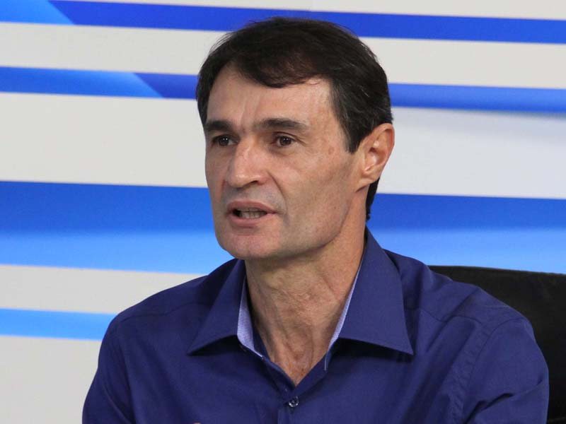 Romero Rodrigues desiste de pré-candidatura. (Foto: Reprodução).