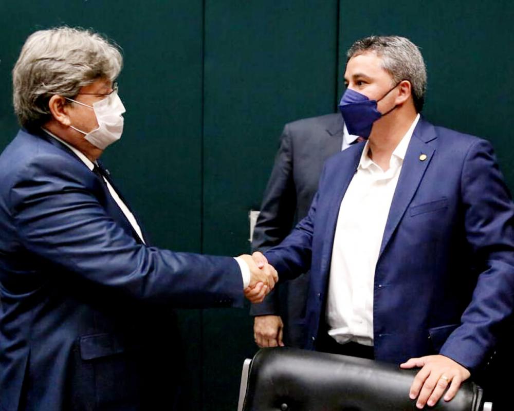 Efram mantém encontro com João Azevêdo. (Foto: Divulgação).