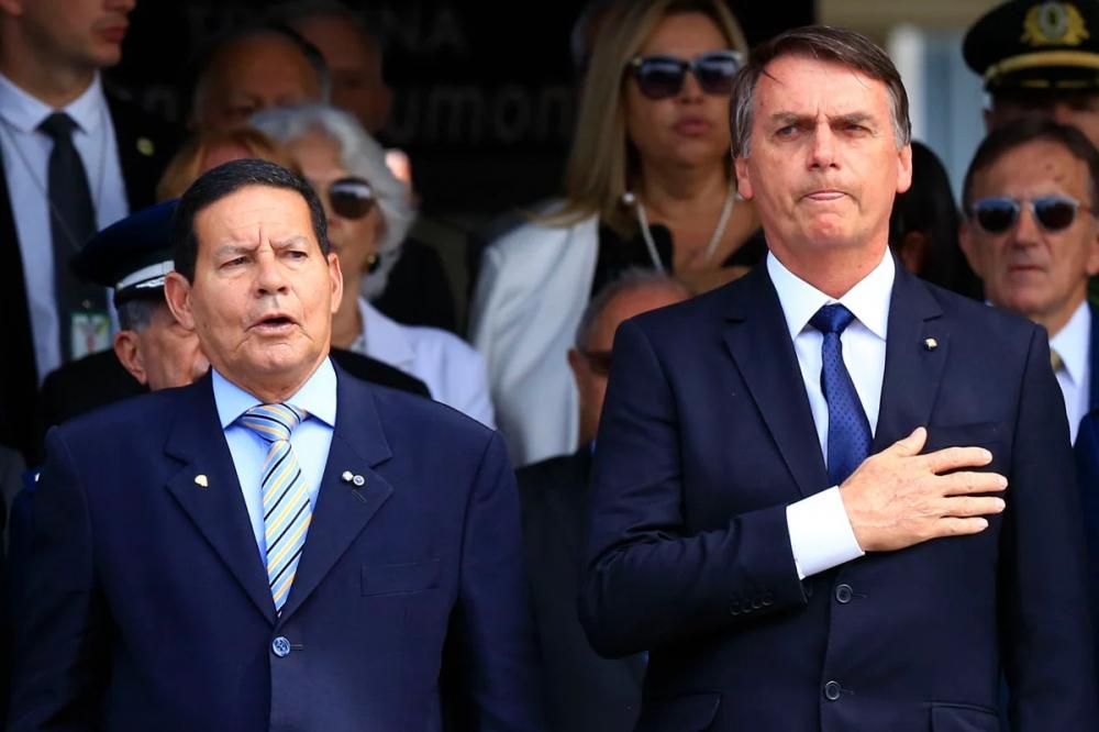 Mourão e Jair Bolsonaro (Foto: Rafaela Felicciano/Metrópoles)