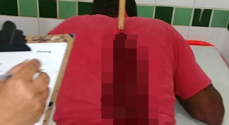 Homem encrava faca nas costas de um garoto de 11 anos na região de Aparecida. (Foto: reprodução).