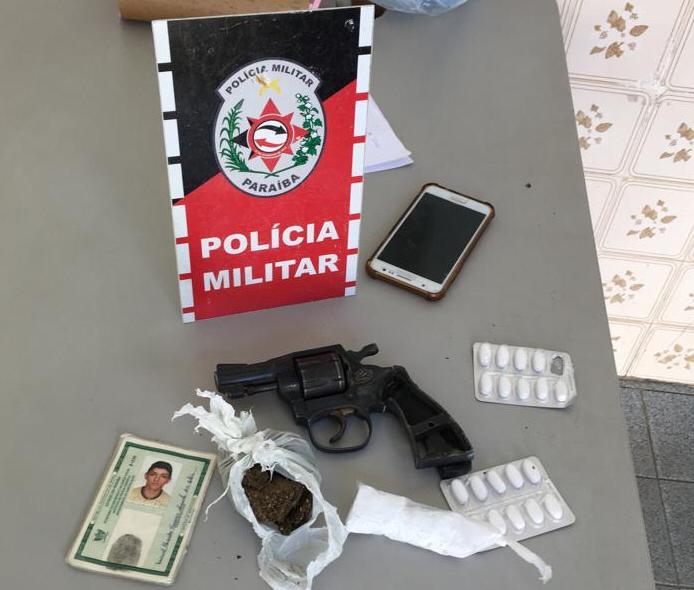 O acusado recebeu voz de prisão e foi levado à delegacia de Polícia Civil com o material apreendido, para serem realizados os procedimentos que necessita o caso (Foto: Reprodução)